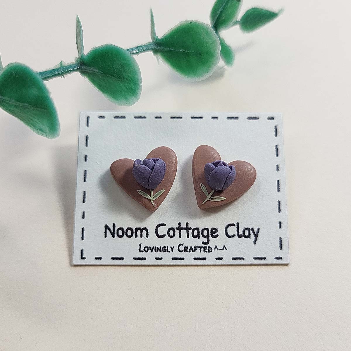 Purple Tulip stud earrings handmade - Rankų darbo auskarai su violetine tulpe