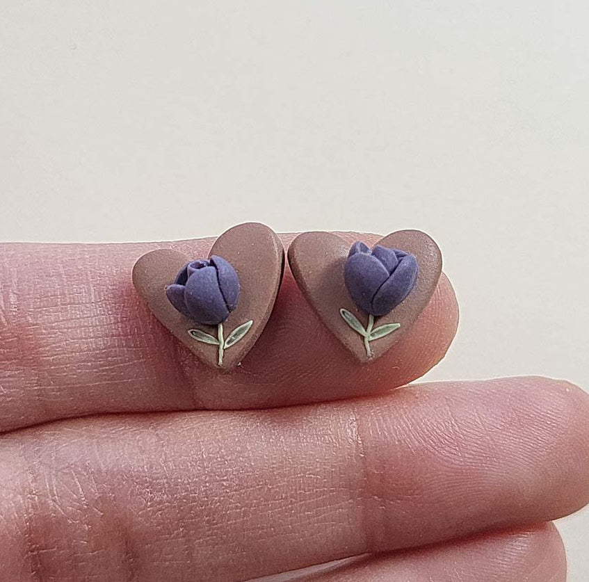 Purple Tulip stud earrings handmade - Rankų darbo auskarai su violetine tulpe