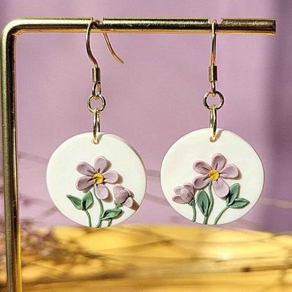 Violet flower earrings handmade polymer clay jewelry - Rankų darbo auskarai „Violetinė gėlė“