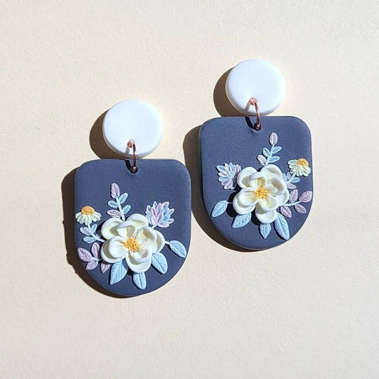 Dainty flower earrings
