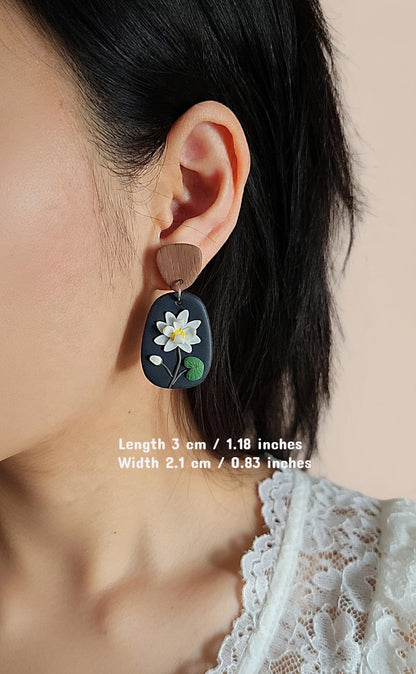 Handmade white Lotus flower polymer clay earrings - Rankų darbo auskarai su baltu lotosu