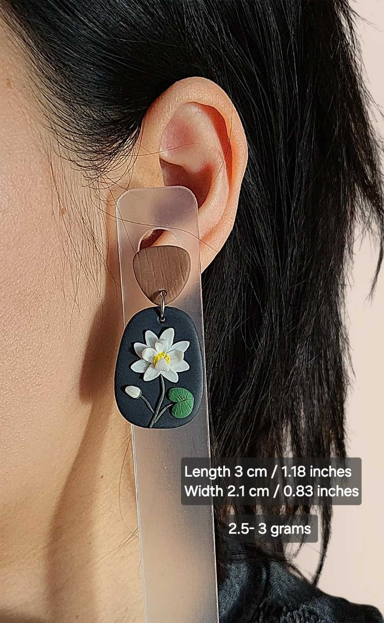 Dangle and drop flower earrings clay