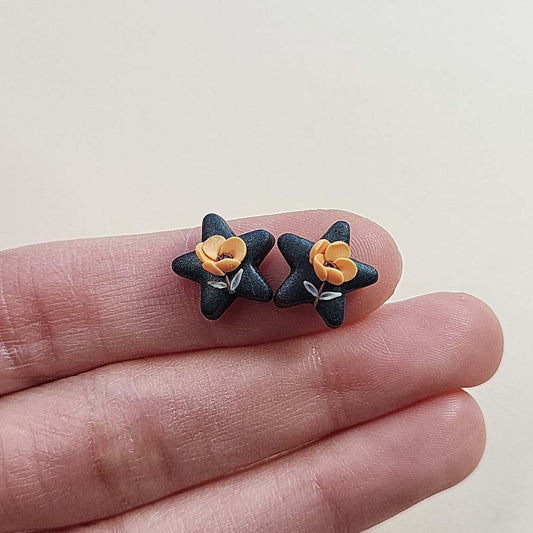 Cute handmade yellow flower stud earrings - Rankų darbo auskarai su geltona gėle